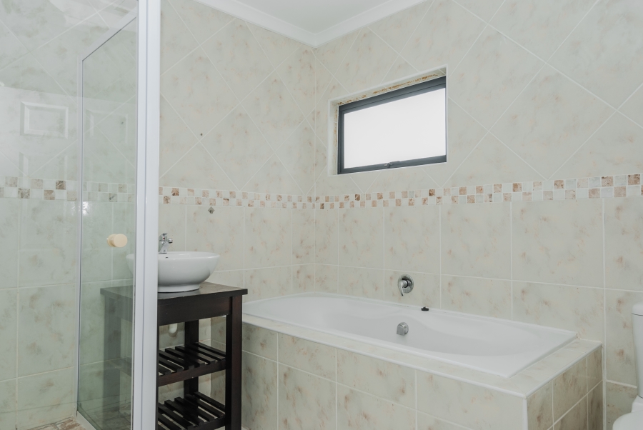 3 Bedroom Property for Sale in Shelley Point Western Cape